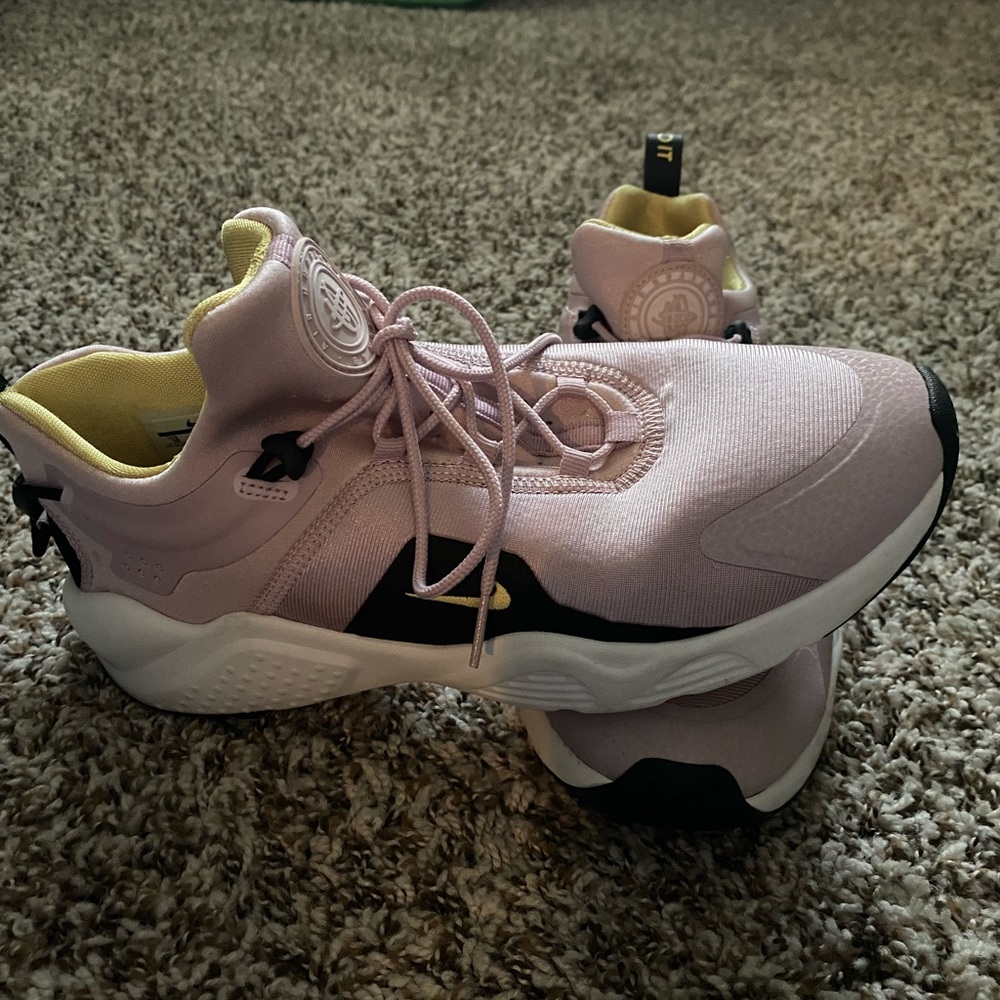 Nike Huarache Sneakers